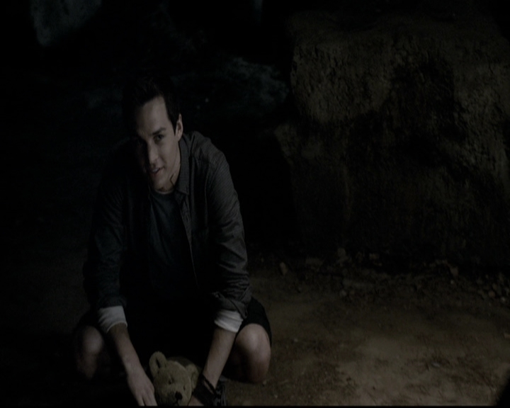 VampireDiariesWorld-dot-nl_6x07DoYouRememberTheFirstTime1278.jpg
