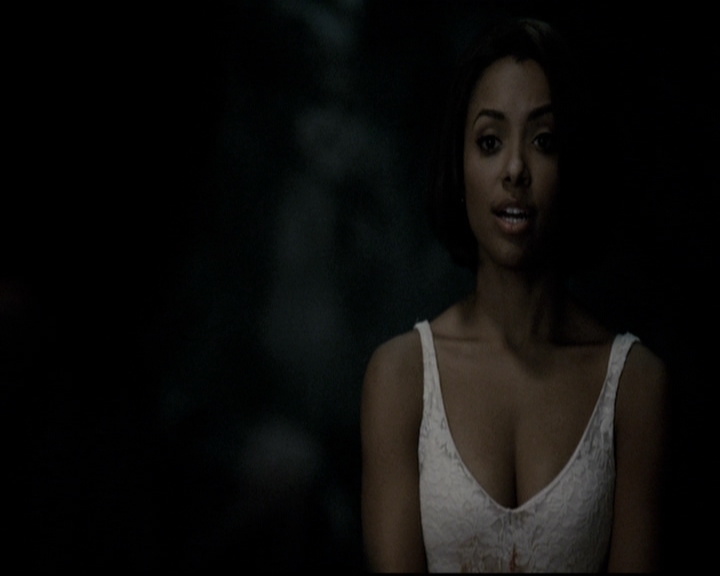 VampireDiariesWorld-dot-nl_6x07DoYouRememberTheFirstTime1296.jpg