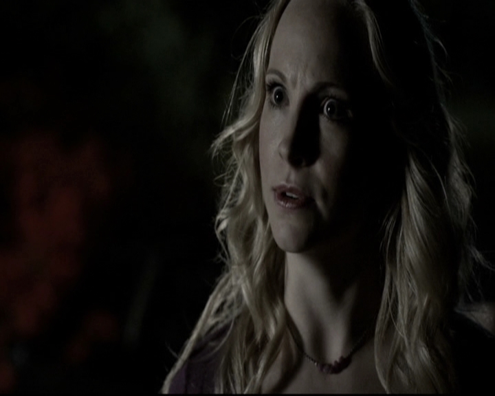 VampireDiariesWorld-dot-nl_6x07DoYouRememberTheFirstTime1382.jpg