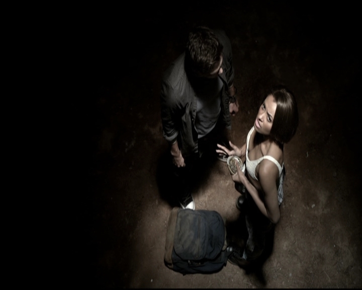 VampireDiariesWorld-dot-nl_6x07DoYouRememberTheFirstTime1431.jpg