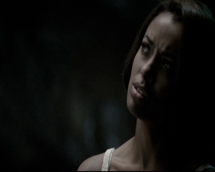 VampireDiariesWorld-dot-nl_6x07DoYouRememberTheFirstTime1502.jpg