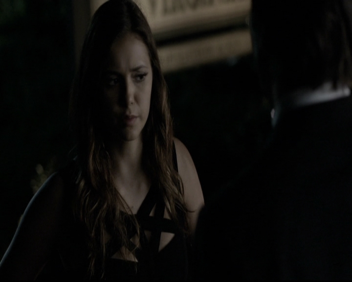VampireDiariesWorld-dot-nl_6x07DoYouRememberTheFirstTime1562.jpg
