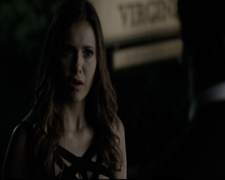 VampireDiariesWorld-dot-nl_6x07DoYouRememberTheFirstTime1581.jpg