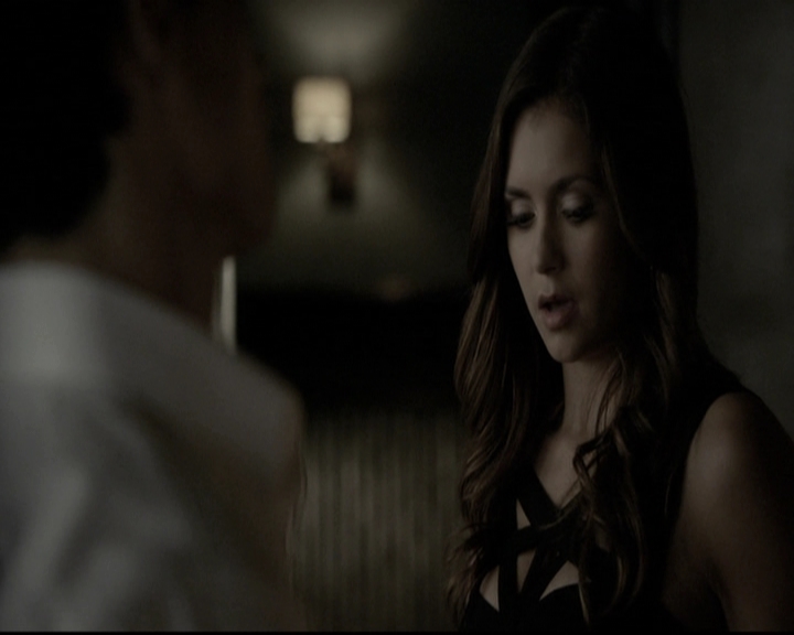 VampireDiariesWorld-dot-nl_6x07DoYouRememberTheFirstTime2122.jpg