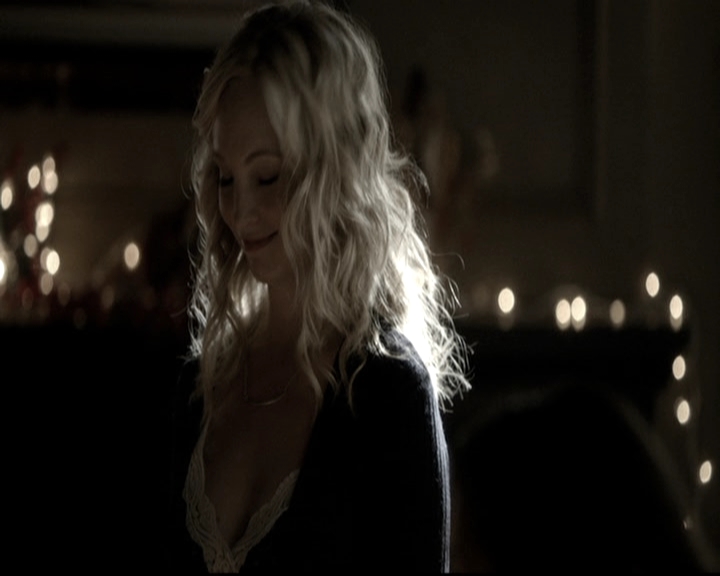 VampireDiariesWorld-dot-nl_6x08FadeIntoYou0211.jpg
