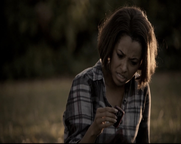 VampireDiariesWorld-dot-nl_6x08FadeIntoYou2257.jpg VampireDiariesWorld-dot-nl_6x08FadeIntoYou2257.jpg