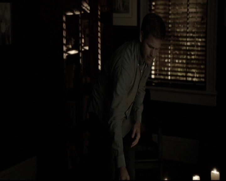 VampireDiariesWorld-dot-nl_6x09IAlone0006.jpg