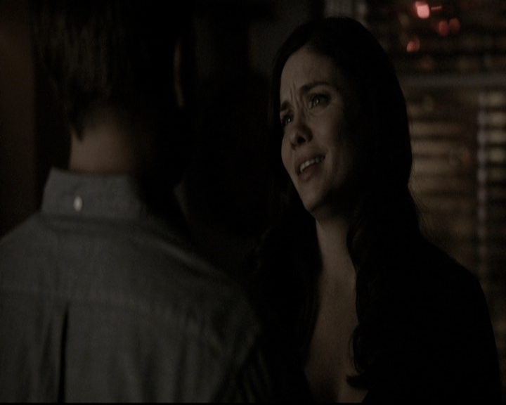 VampireDiariesWorld-dot-nl_6x09IAlone0013.jpg