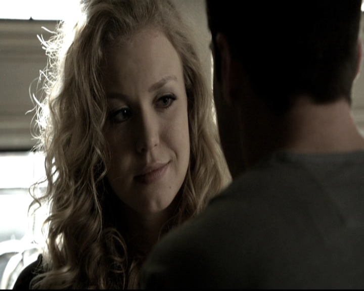 VampireDiariesWorld-dot-nl_6x09IAlone0318.jpg