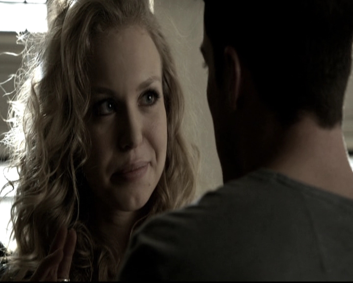 VampireDiariesWorld-dot-nl_6x09IAlone0331.jpg