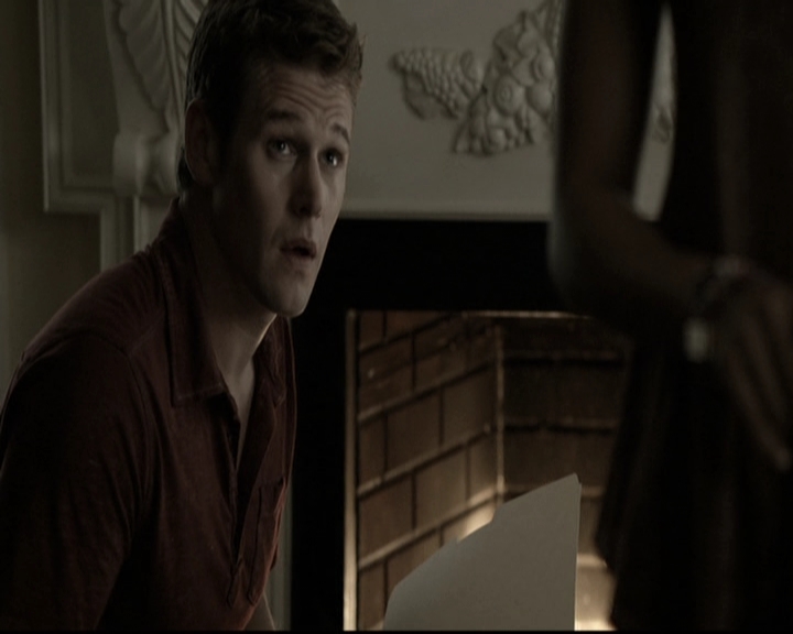 VampireDiariesWorld-dot-nl_6x09IAlone0342.jpg