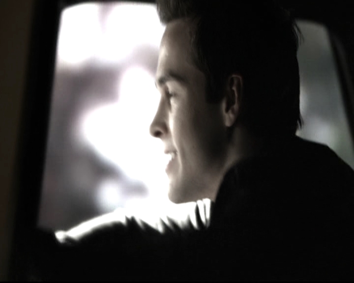 VampireDiariesWorld-dot-nl_6x09IAlone0541.jpg