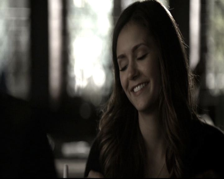 VampireDiariesWorld-dot-nl_6x09IAlone1079.jpg