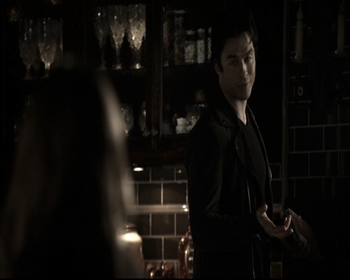 VampireDiariesWorld-dot-nl_6x09IAlone1137.jpg