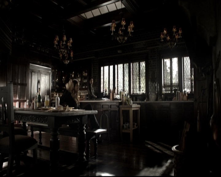 VampireDiariesWorld-dot-nl_6x09IAlone1150.jpg