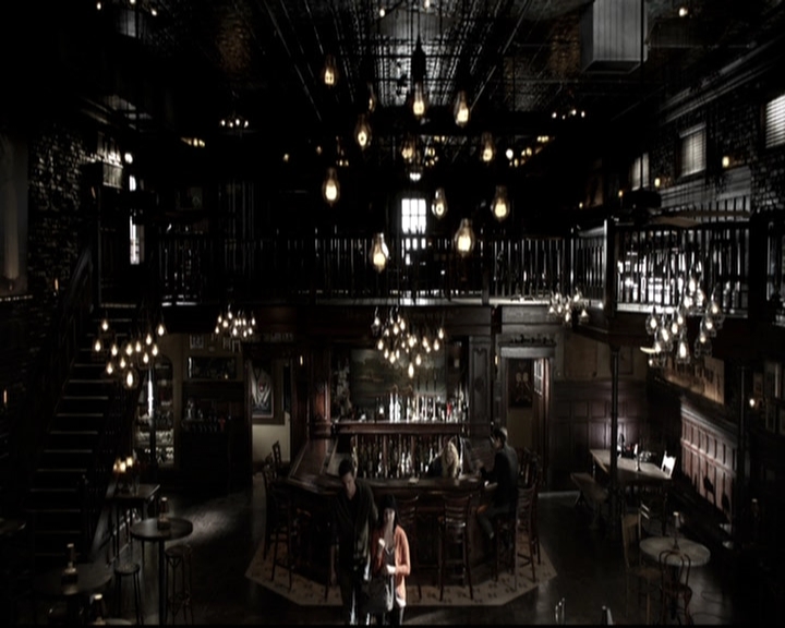 VampireDiariesWorld-dot-nl_6x09IAlone1286.jpg