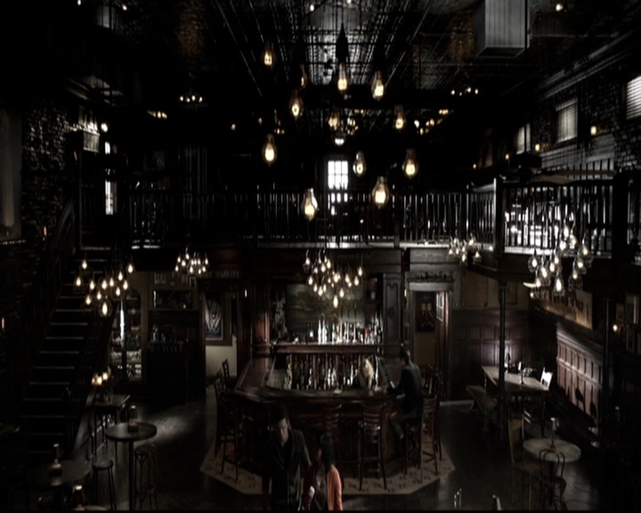 VampireDiariesWorld-dot-nl_6x09IAlone1287.jpg