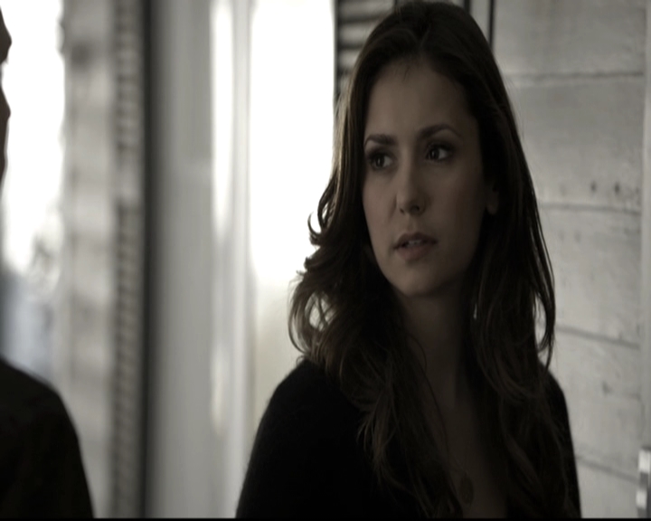 VampireDiariesWorld-dot-nl_6x09IAlone1663.jpg