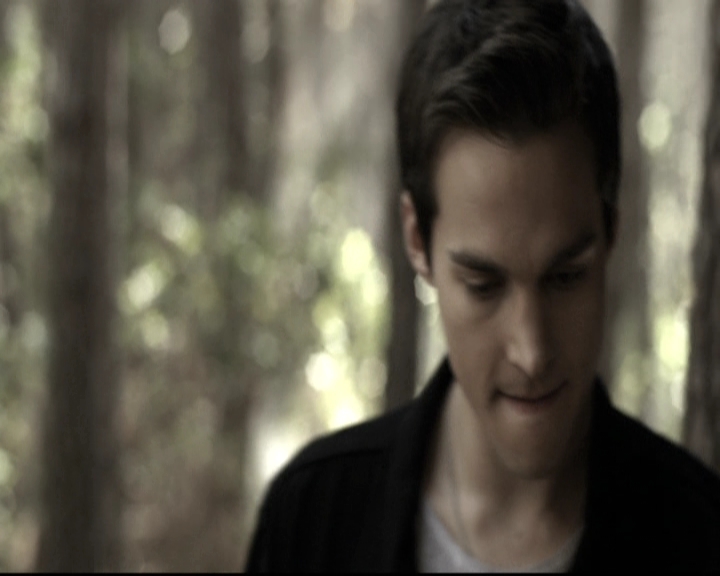 VampireDiariesWorld-dot-nl_6x09IAlone1921.jpg