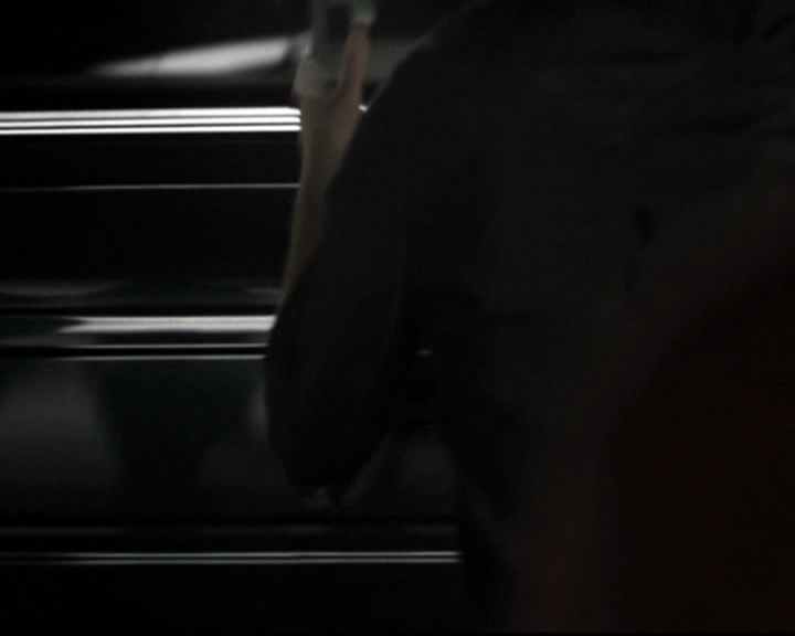 VampireDiariesWorld-dot-nl_6x09IAlone1998.jpg