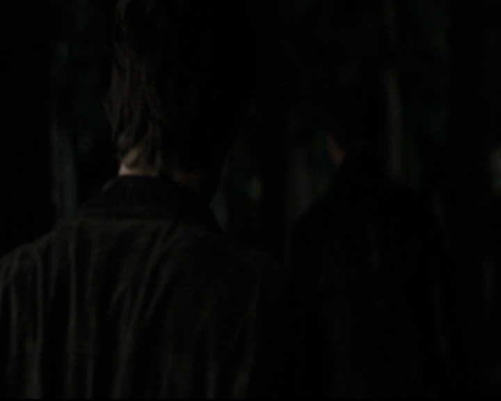VampireDiariesWorld-dot-nl_6x09IAlone2132.jpg