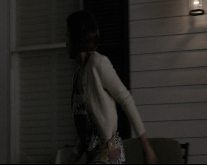 VampireDiariesWorld-dot-nl_6x09IAlone2166.jpg