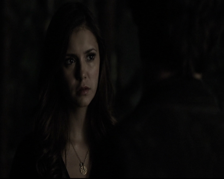 VampireDiariesWorld-dot-nl_6x09IAlone2168.jpg