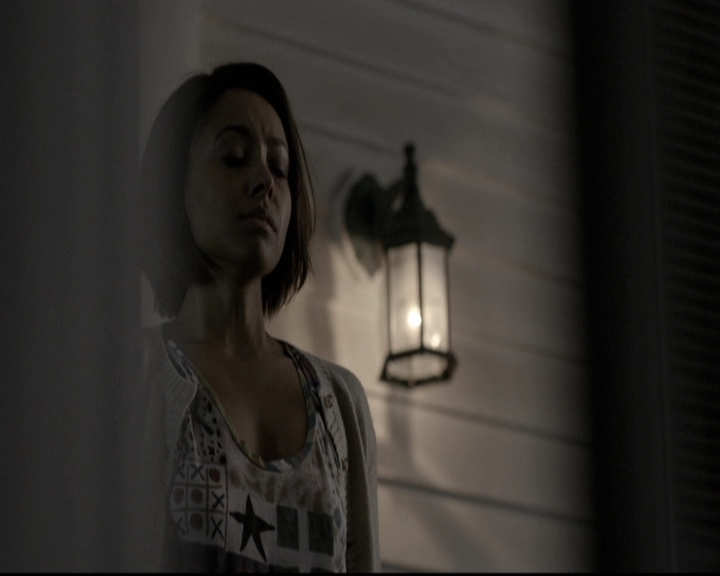 VampireDiariesWorld-dot-nl_6x09IAlone2203.jpg
