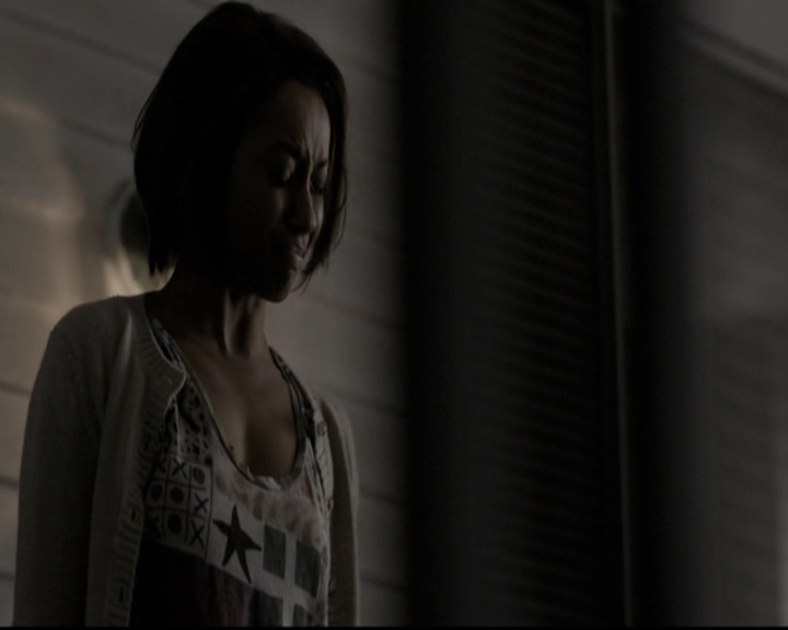 VampireDiariesWorld-dot-nl_6x09IAlone2207.jpg