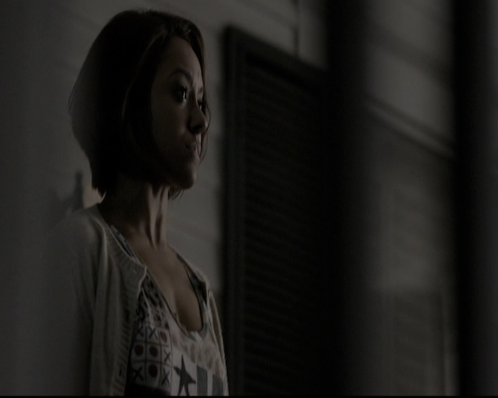 VampireDiariesWorld-dot-nl_6x09IAlone2210.jpg