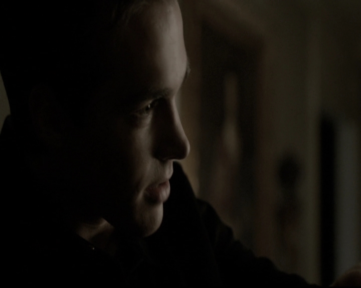 VampireDiariesWorld-dot-nl_6x09IAlone2257.jpg
