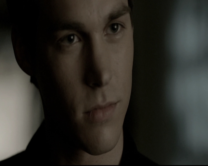 VampireDiariesWorld-dot-nl_6x09IAlone2267.jpg