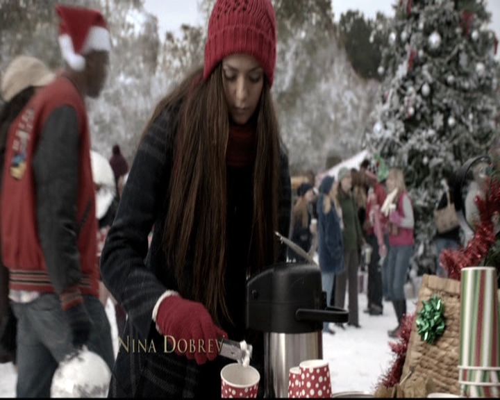 VampireDiariesWorld-dot-nl_6x10ChristmasThroughYourEyes0070.jpg