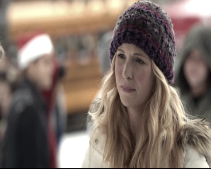 VampireDiariesWorld-dot-nl_6x10ChristmasThroughYourEyes0469.jpg