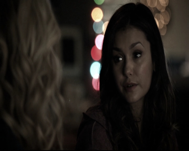VampireDiariesWorld-dot-nl_6x10ChristmasThroughYourEyes0764.jpg