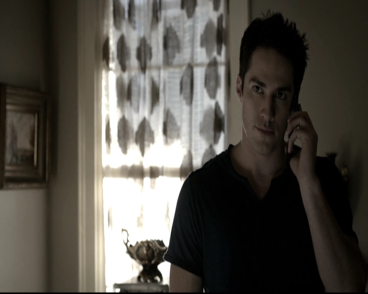 VampireDiariesWorld-dot-nl_6x10ChristmasThroughYourEyes0816.jpg