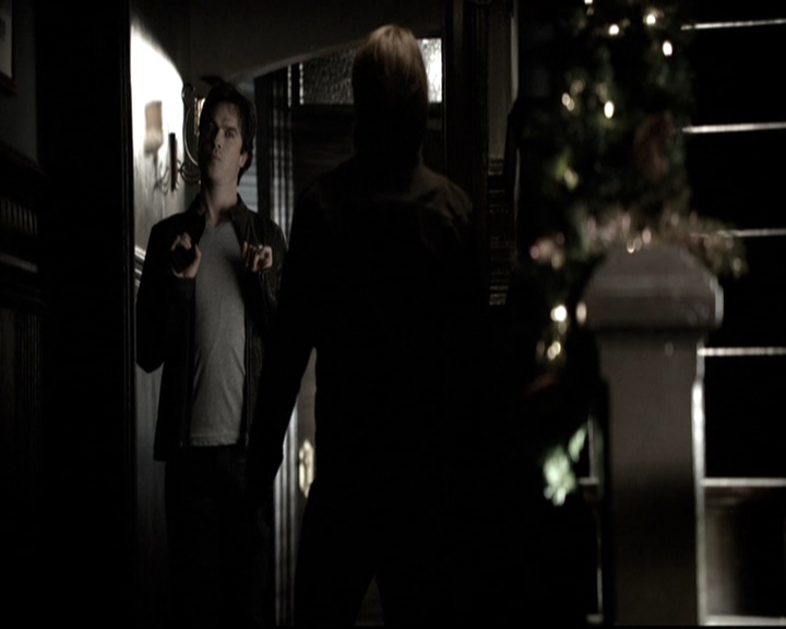 VampireDiariesWorld-dot-nl_6x10ChristmasThroughYourEyes0826.jpg