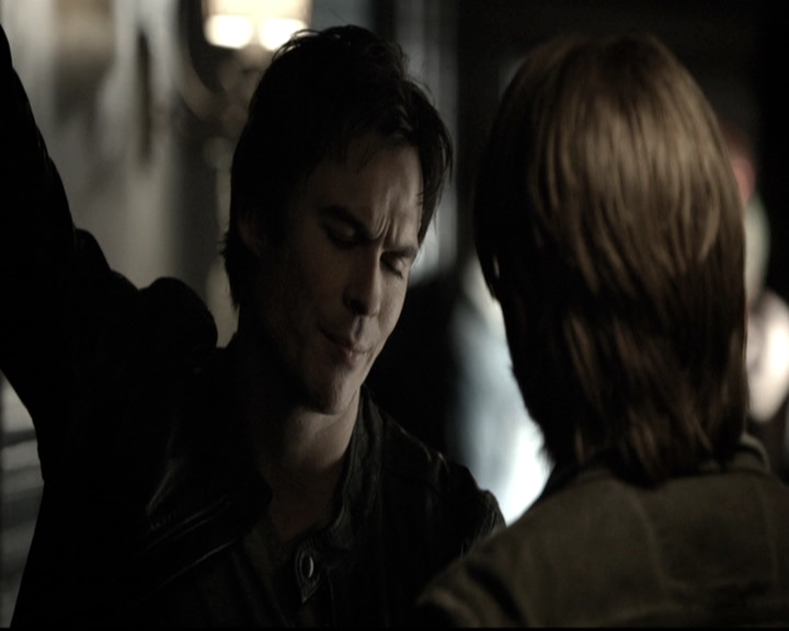 VampireDiariesWorld-dot-nl_6x10ChristmasThroughYourEyes0857.jpg