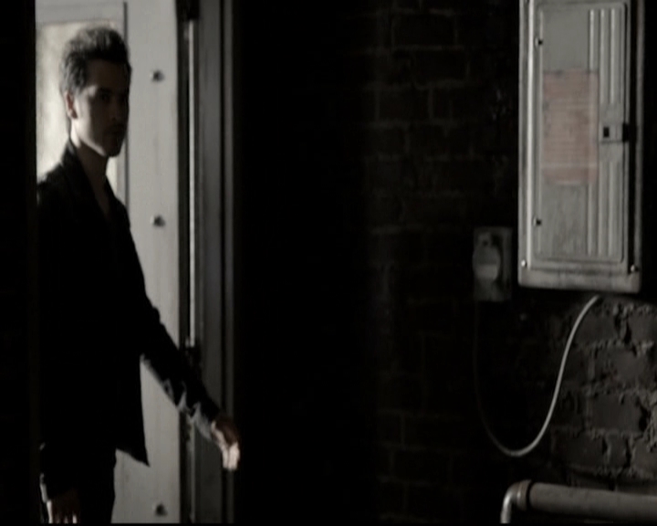 VampireDiariesWorld-dot-nl_6x10ChristmasThroughYourEyes0869.jpg