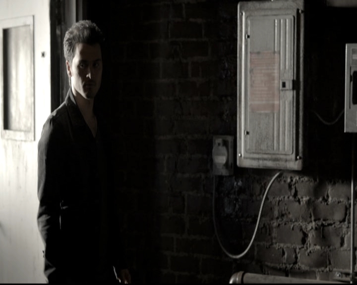 VampireDiariesWorld-dot-nl_6x10ChristmasThroughYourEyes0870.jpg
