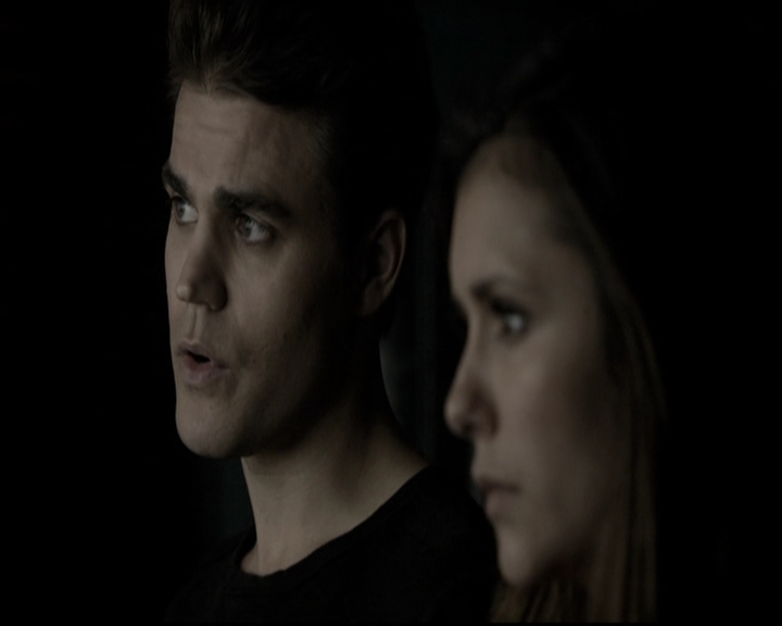 VampireDiariesWorld-dot-nl_6x10ChristmasThroughYourEyes0955.jpg