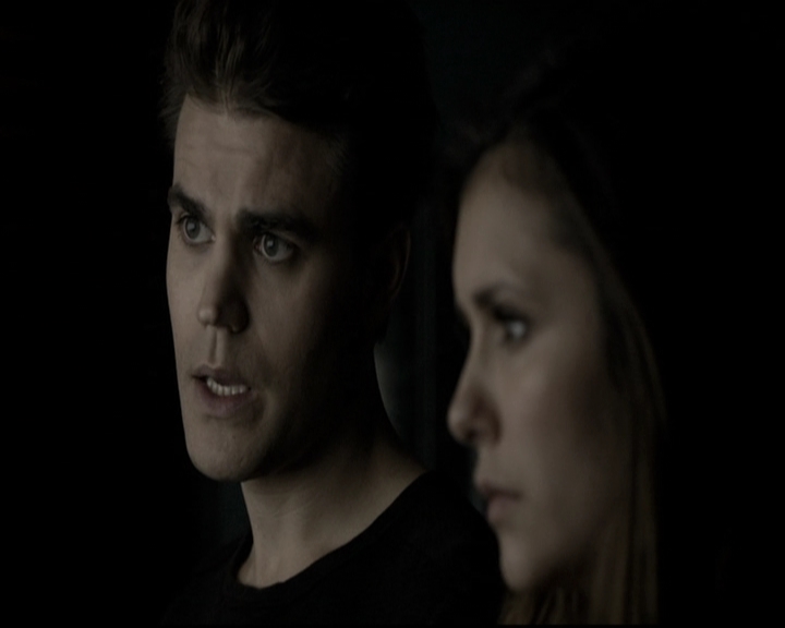 VampireDiariesWorld-dot-nl_6x10ChristmasThroughYourEyes0956.jpg