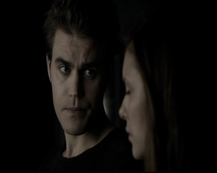 VampireDiariesWorld-dot-nl_6x10ChristmasThroughYourEyes0958.jpg