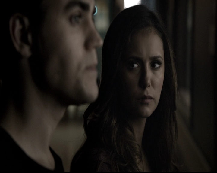 VampireDiariesWorld-dot-nl_6x10ChristmasThroughYourEyes0959.jpg