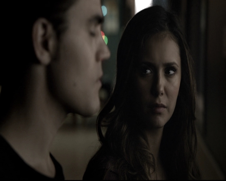 VampireDiariesWorld-dot-nl_6x10ChristmasThroughYourEyes0962.jpg