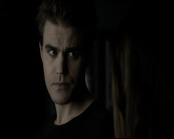 VampireDiariesWorld-dot-nl_6x10ChristmasThroughYourEyes0963.jpg