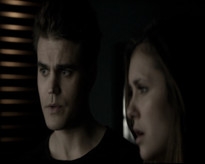 VampireDiariesWorld-dot-nl_6x10ChristmasThroughYourEyes0969.jpg