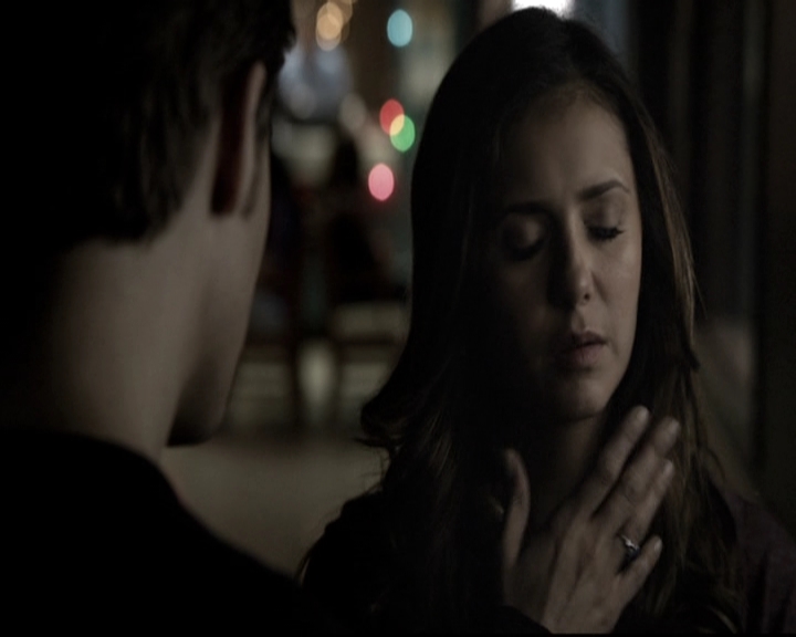 VampireDiariesWorld-dot-nl_6x10ChristmasThroughYourEyes0975.jpg