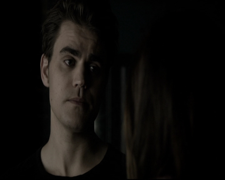 VampireDiariesWorld-dot-nl_6x10ChristmasThroughYourEyes0980.jpg