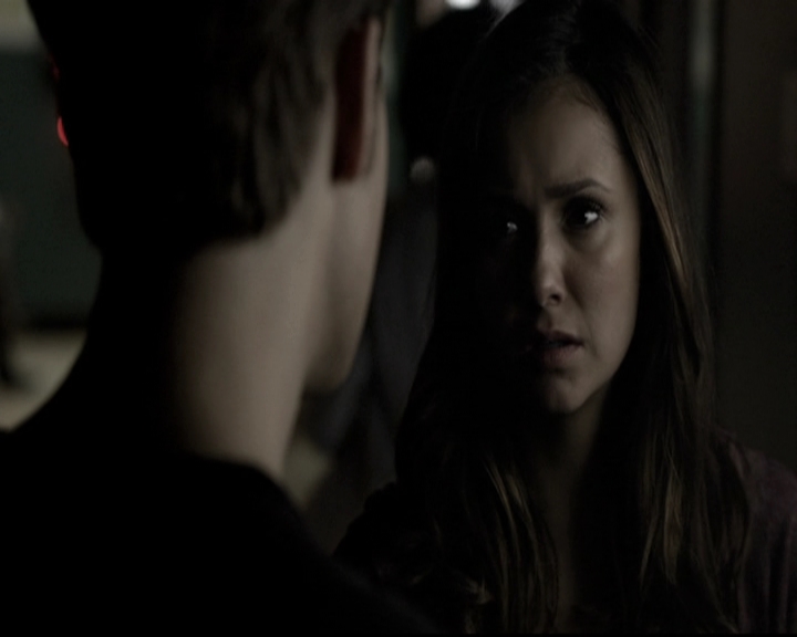 VampireDiariesWorld-dot-nl_6x10ChristmasThroughYourEyes0981.jpg